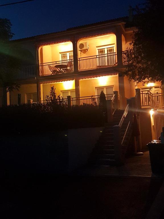 Karlo1 Apartment Senj  Exterior foto
